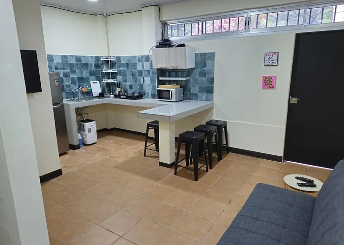 Tropical Twins Apartment